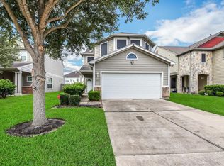2822 Feather Green Trl, Fresno, TX 77545