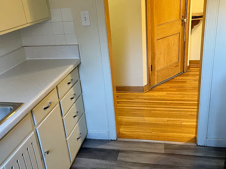 533 E Center St #2 — Photo 7