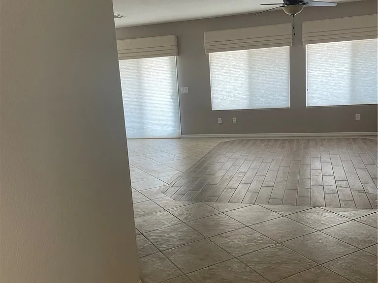 2356 Orangeburg Pl — Photo 14