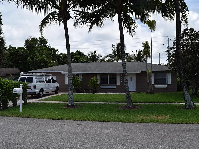 9746 Alaska Cir — Photo 2