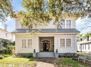2005 Dauphin St, Mobile, AL 36606