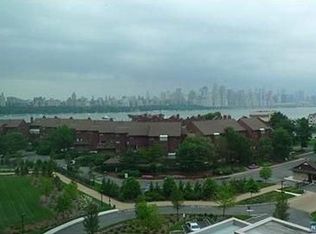11C Riverview Cir, North Bergen, NJ 07047