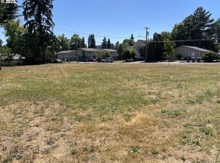 SW Cedarwood Ave, McMinnville, OR 97128