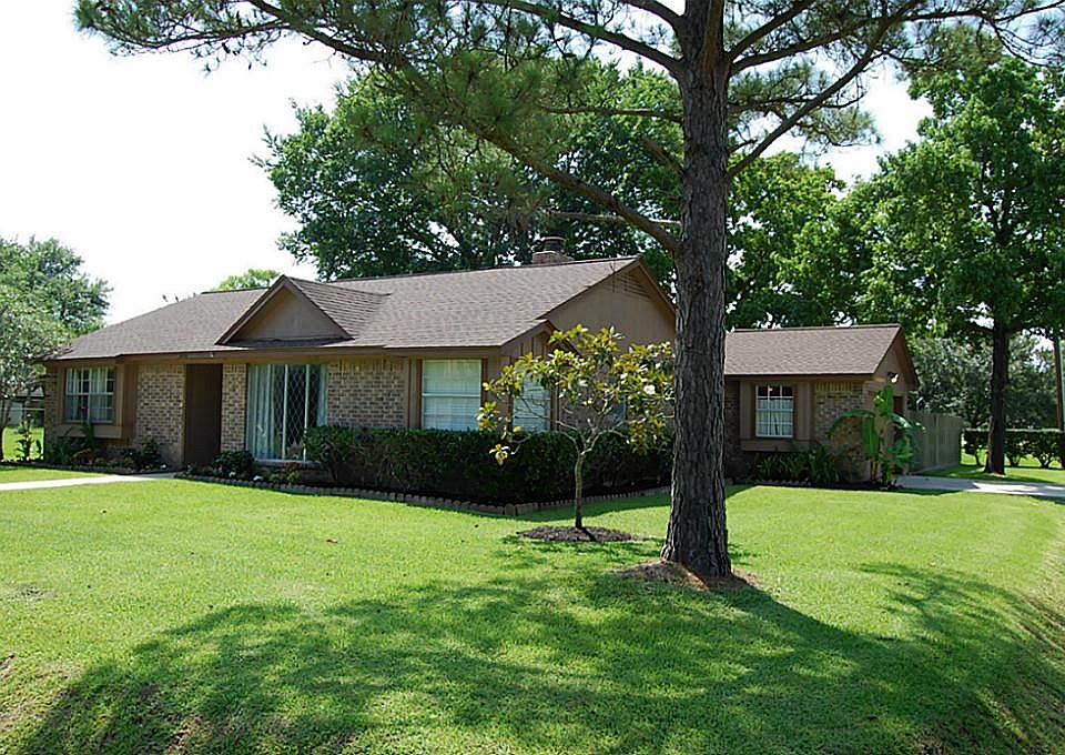 1st image of 3401 Lethbridge Dr