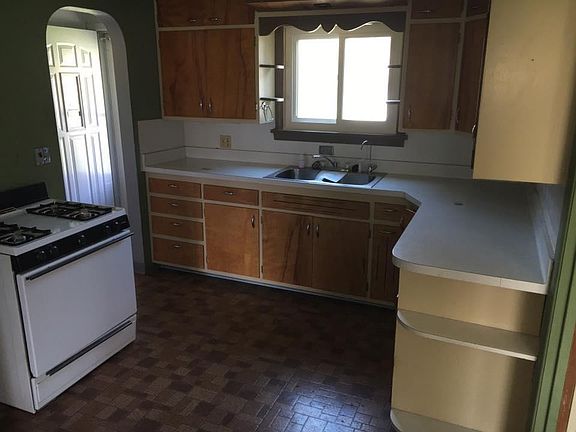 Kitchen and rear entrance door