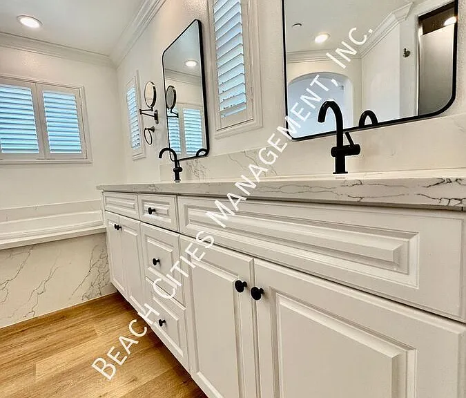 1749 Grand Ave #3 — Photo 33