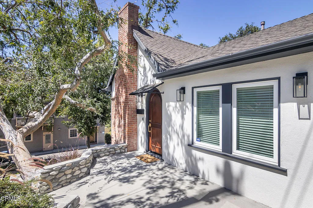 3 bed, 2.0 bath, 1335 sqft, $6,000 — Photo 3