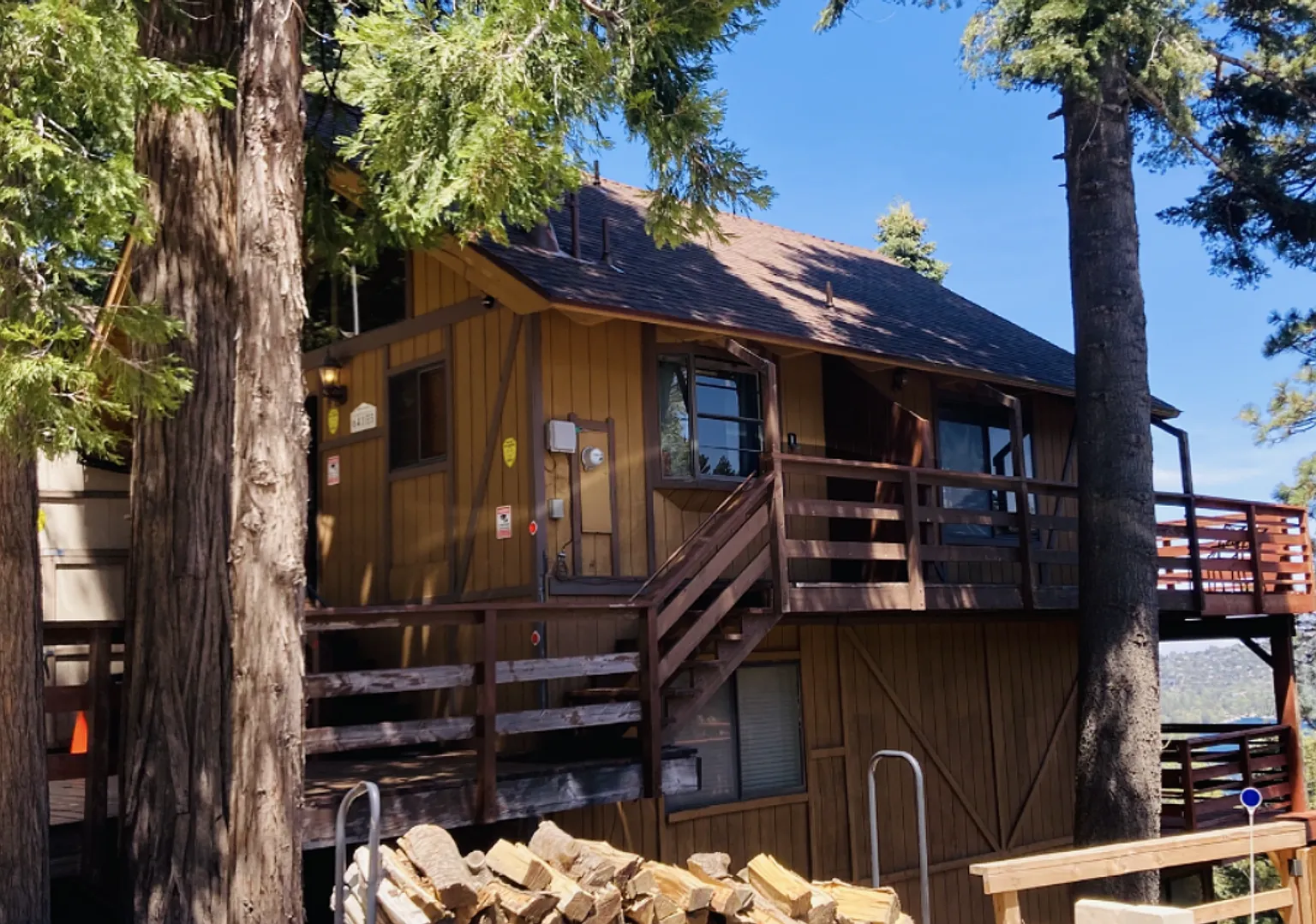 Terrific Lake View — Photo 1