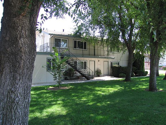 2nd image of 5744 Via Monte Dr APT C