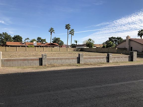 3rd image of 18239 N 66th Ave