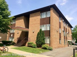 521 Walnut St APT 02, Ann Arbor, MI 48104