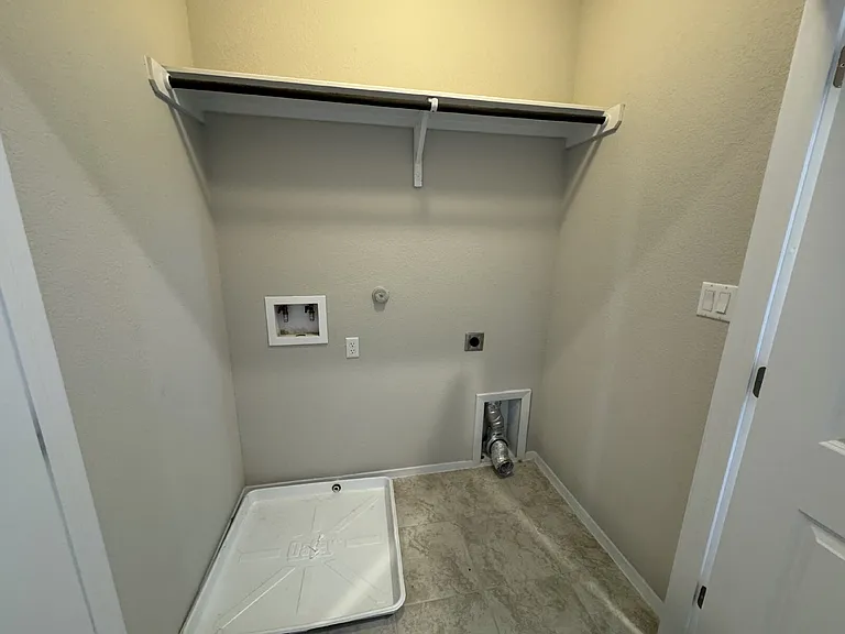 390 Delta Crst — Photo 28