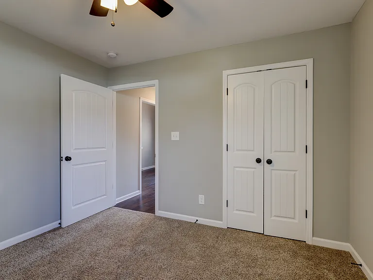 1008 Meadowview Ln — Photo 21