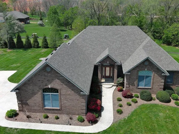 550 Saint Andrews Dr, Vine Grove, KY 40175