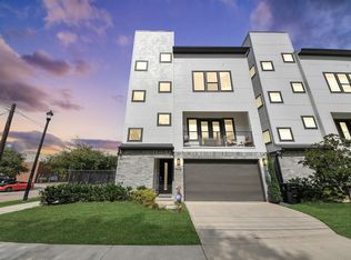 1705 Dennis St, Houston, TX 77004