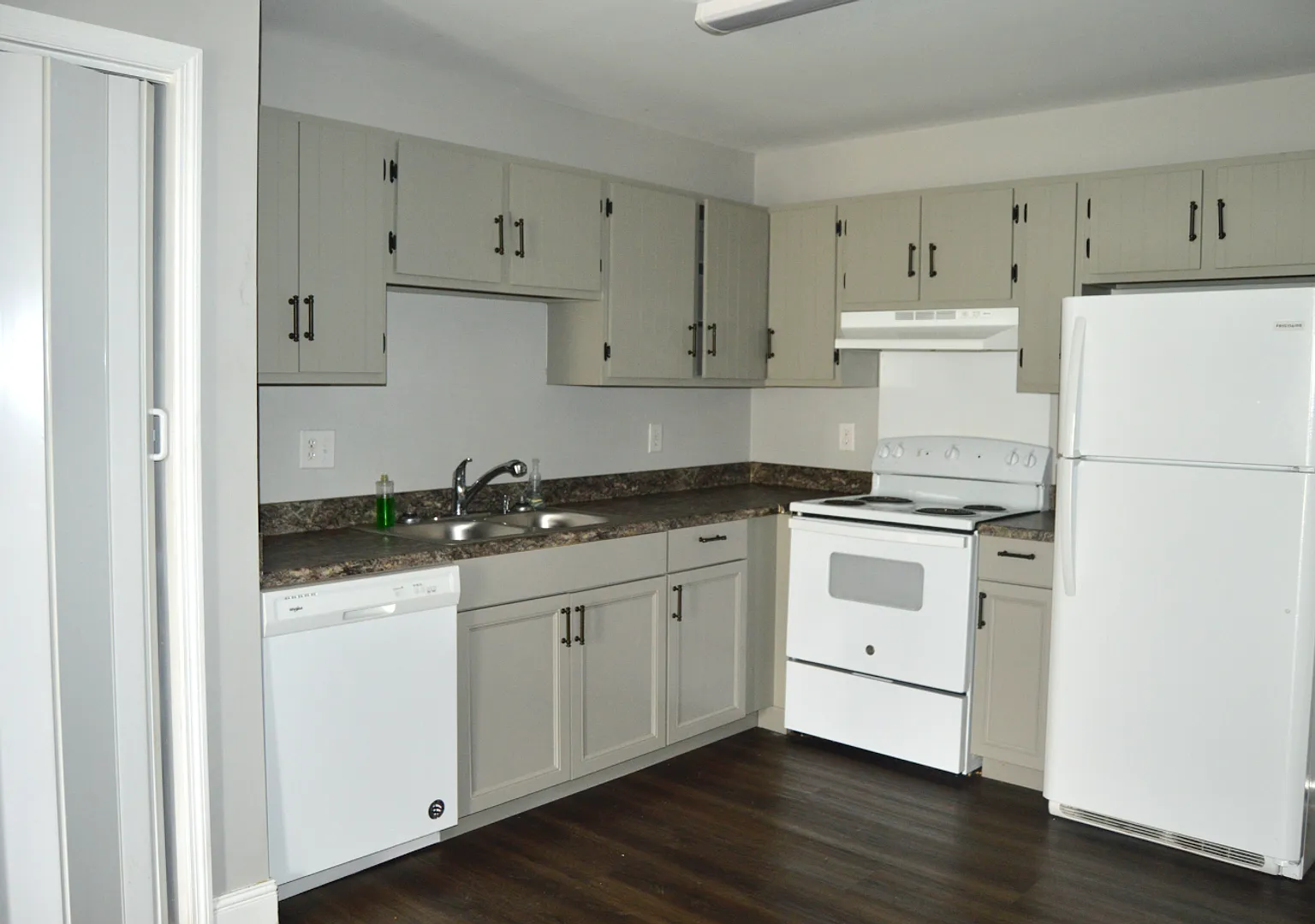 Morgan Ave Apartments — Photo 2
