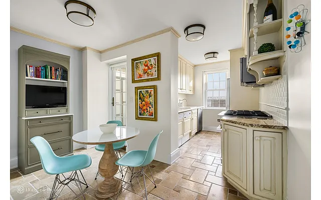 Sold by Douglas Elliman | media 4