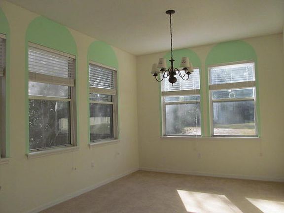 5th image of 11036 Holton Ln
