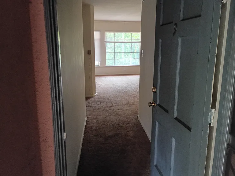 671 Landfair Ave #9 — Photo 6