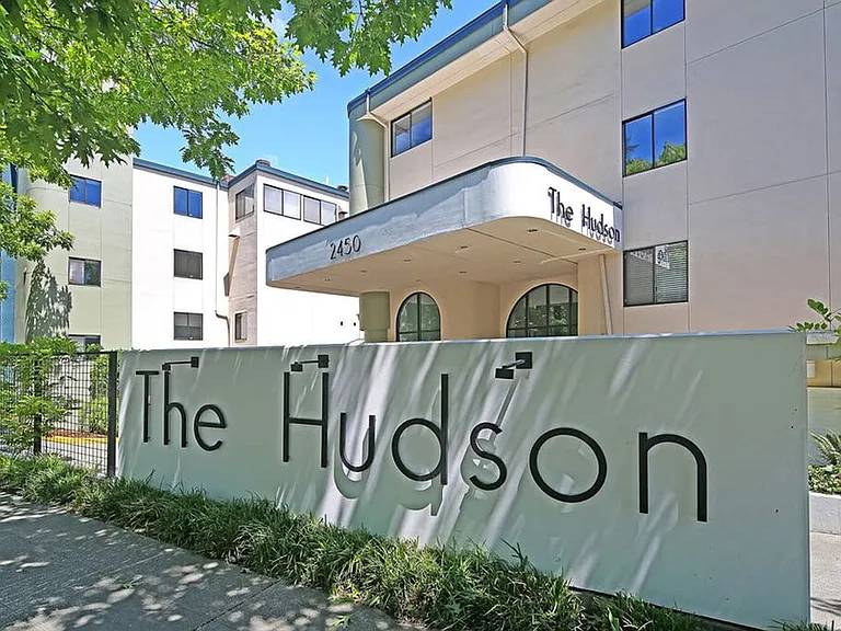 The Hudson — Photo 28
