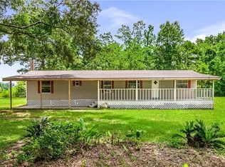 16880 Carthage Ln, Springfield, LA 70462