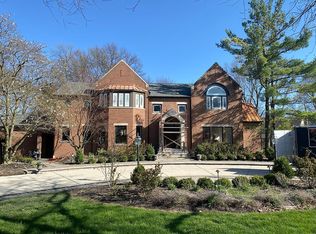 4130 Daventry Rd, Columbus, OH 43220