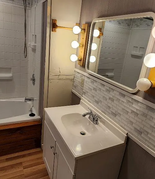 959 Washington St N #2 — Photo 8
