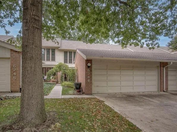 6244 Ash St, Mission, KS 66205