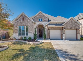 730 Grove Vale Dr, Roanoke, TX 75078