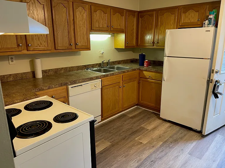 741 Ridgeview Dr — Photo 6