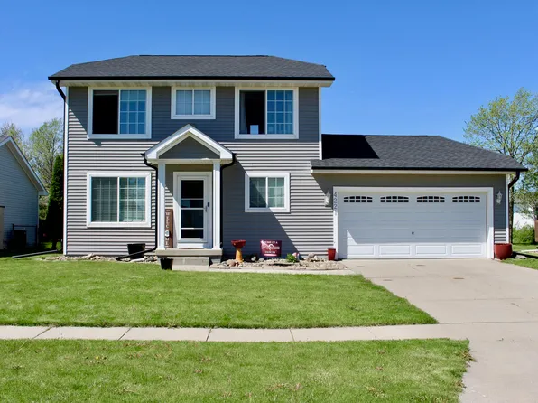 4221 Crestmoor Ave, Ames, IA 50010