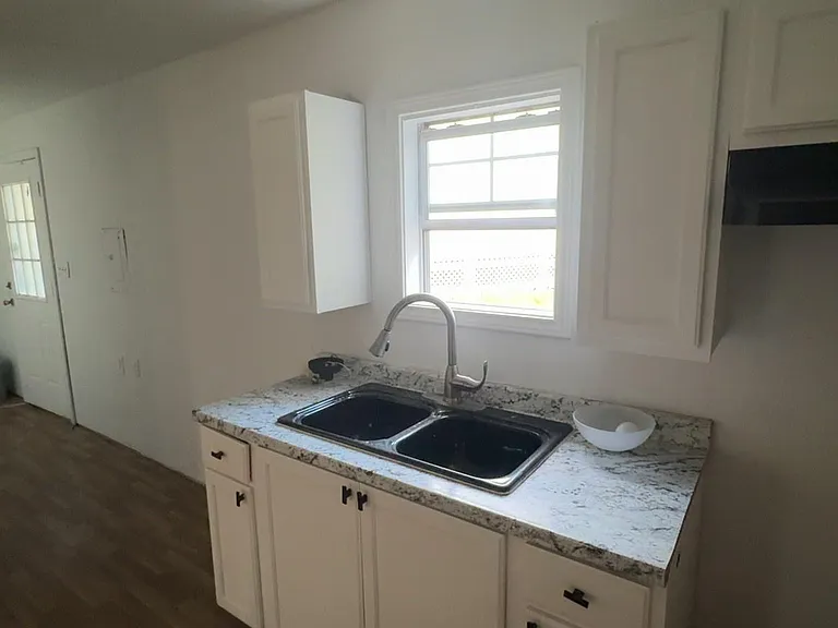 20696 Brazos Dr — Photo 9