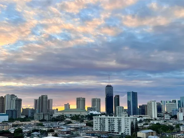 2121 Algaroba St APT 1205, Honolulu, HI 96826