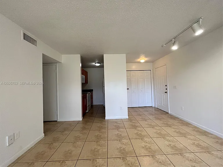 4321 W McNab Rd #16 — Photo 8