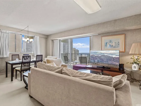 2440 Kuhio Ave APT 2201, Honolulu, HI 96815