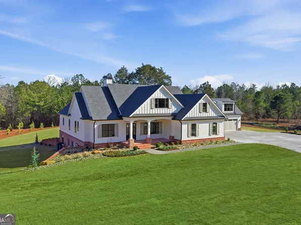 454 Mount Olive Church Ln, White, GA 30184