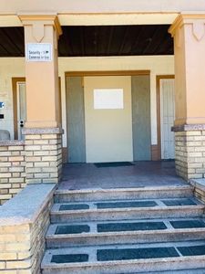 W Oak St, Stockton, CA, 95202