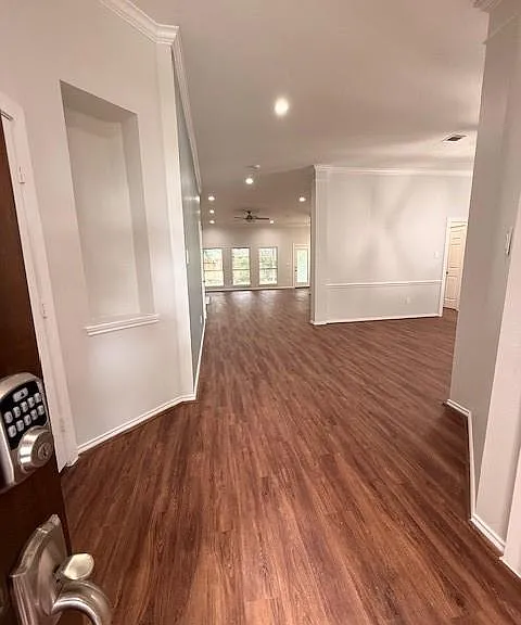 8315 Broken Timber Way — Photo 4
