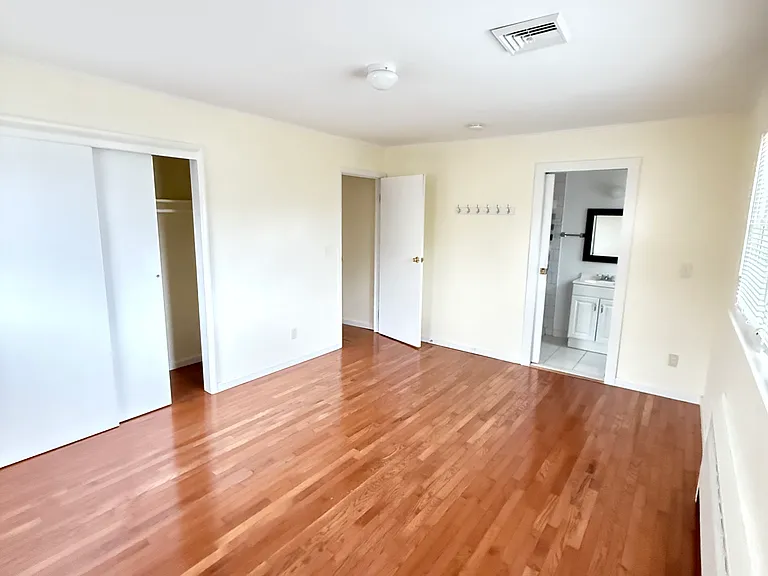 50 W Lake Dr — Photo 7