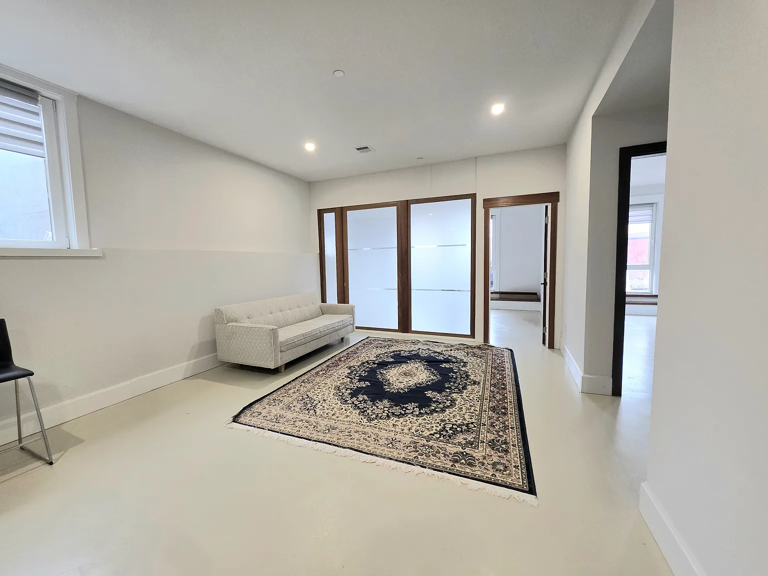 3 bed, $3,300 — Photo 3