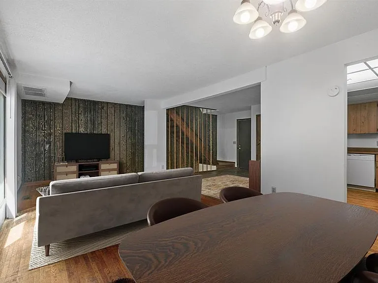 Van Cleve Townhomes — Photo 5
