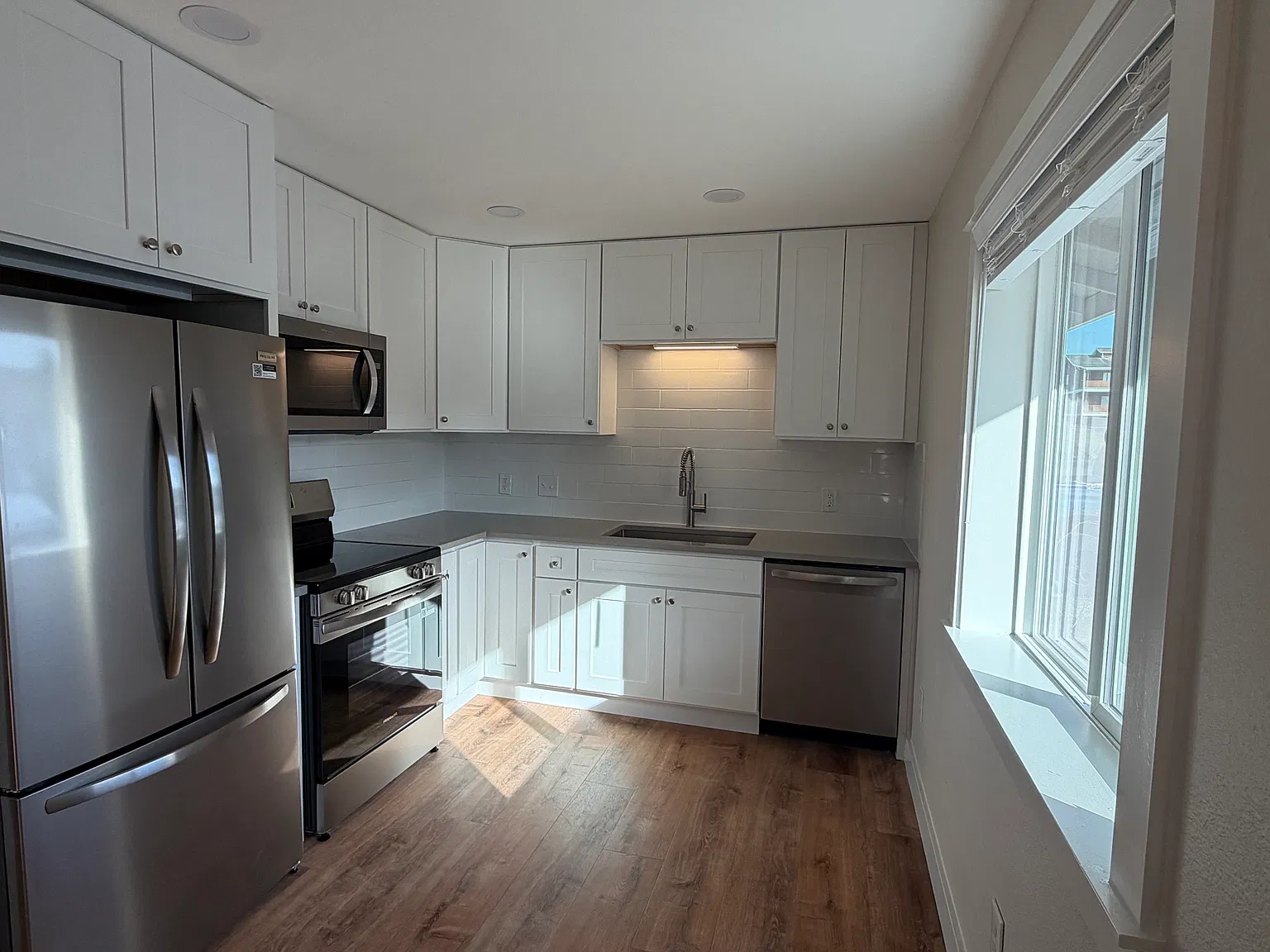 2 bed, 750 sqft, $1,850 — Photo 3