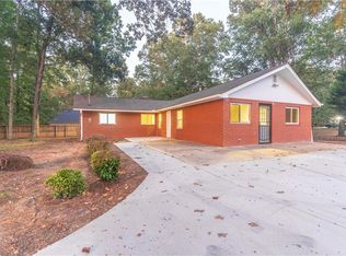 7846 Reeves Dr, Jonesboro, GA 30236