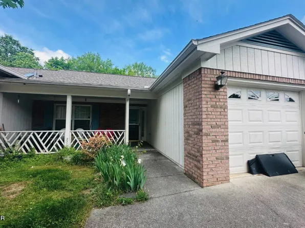 1974 Locarno Dr, Knoxville, TN 37914