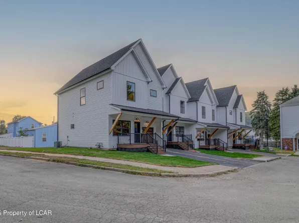 17 Lionel Dr, Swoyersville, PA 18704