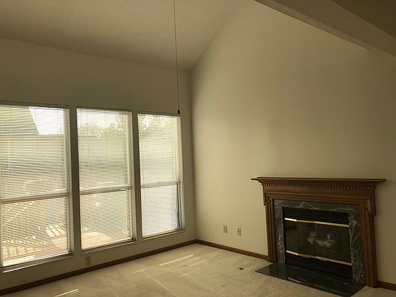 3rd image of 11790 Tennyson Dr