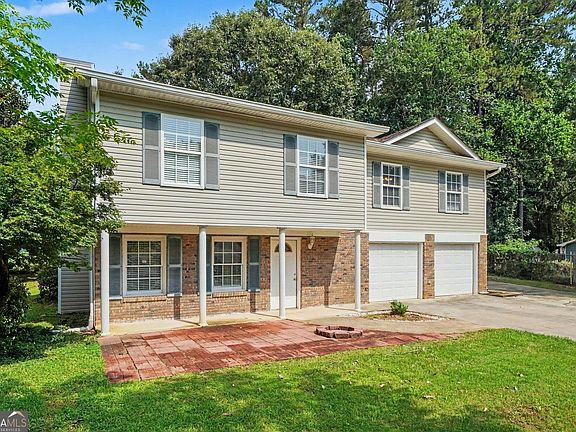 2nd image of 3364 Hollyridge Trl SW