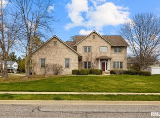 35 Columbine St, Morton, IL 61550