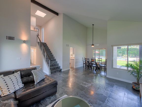 4th image of 5404 Placerita Dr