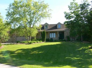 12444 Whispering Winds Dr, Roscoe, IL